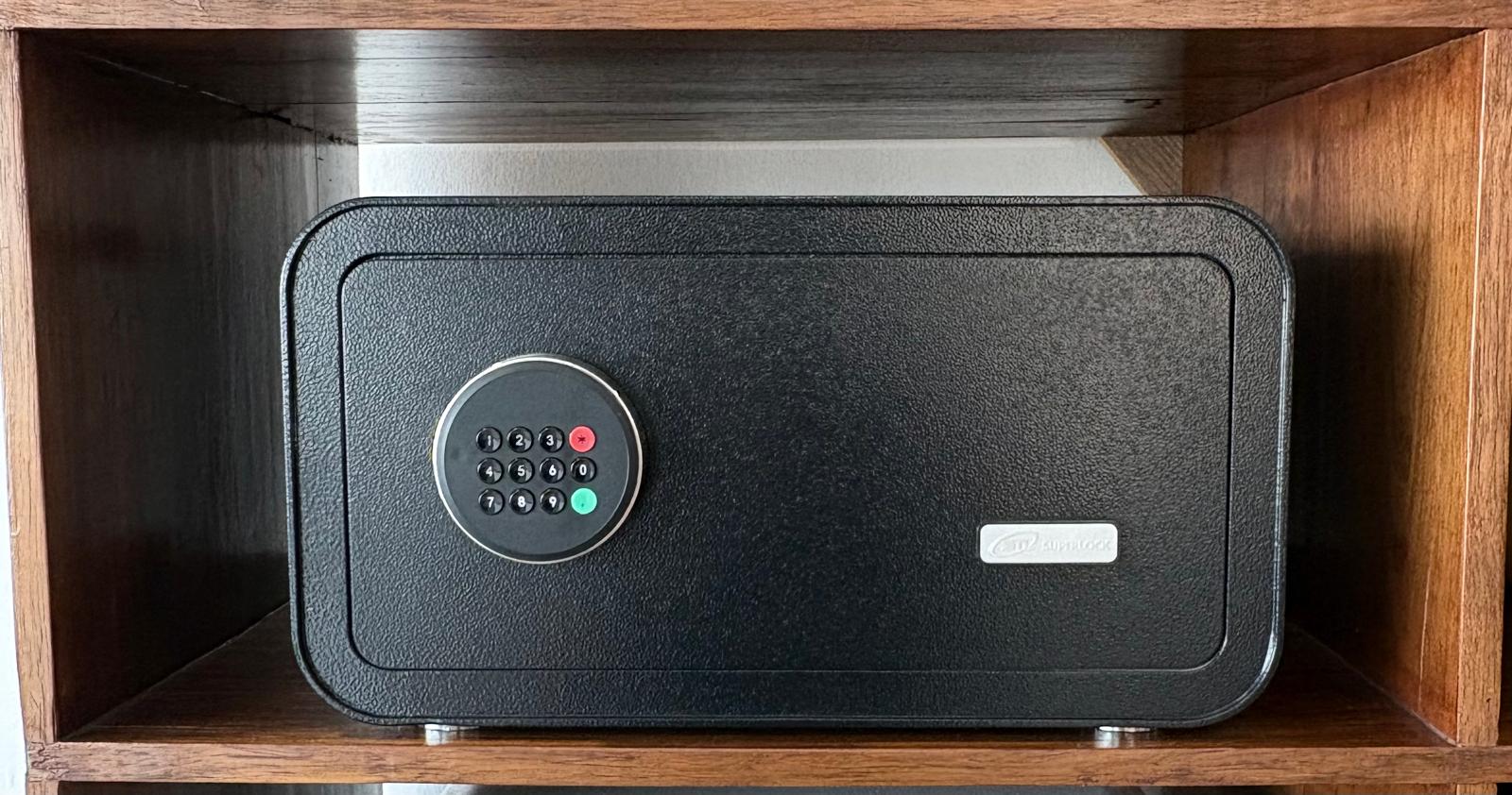 Commercial Grade Safe