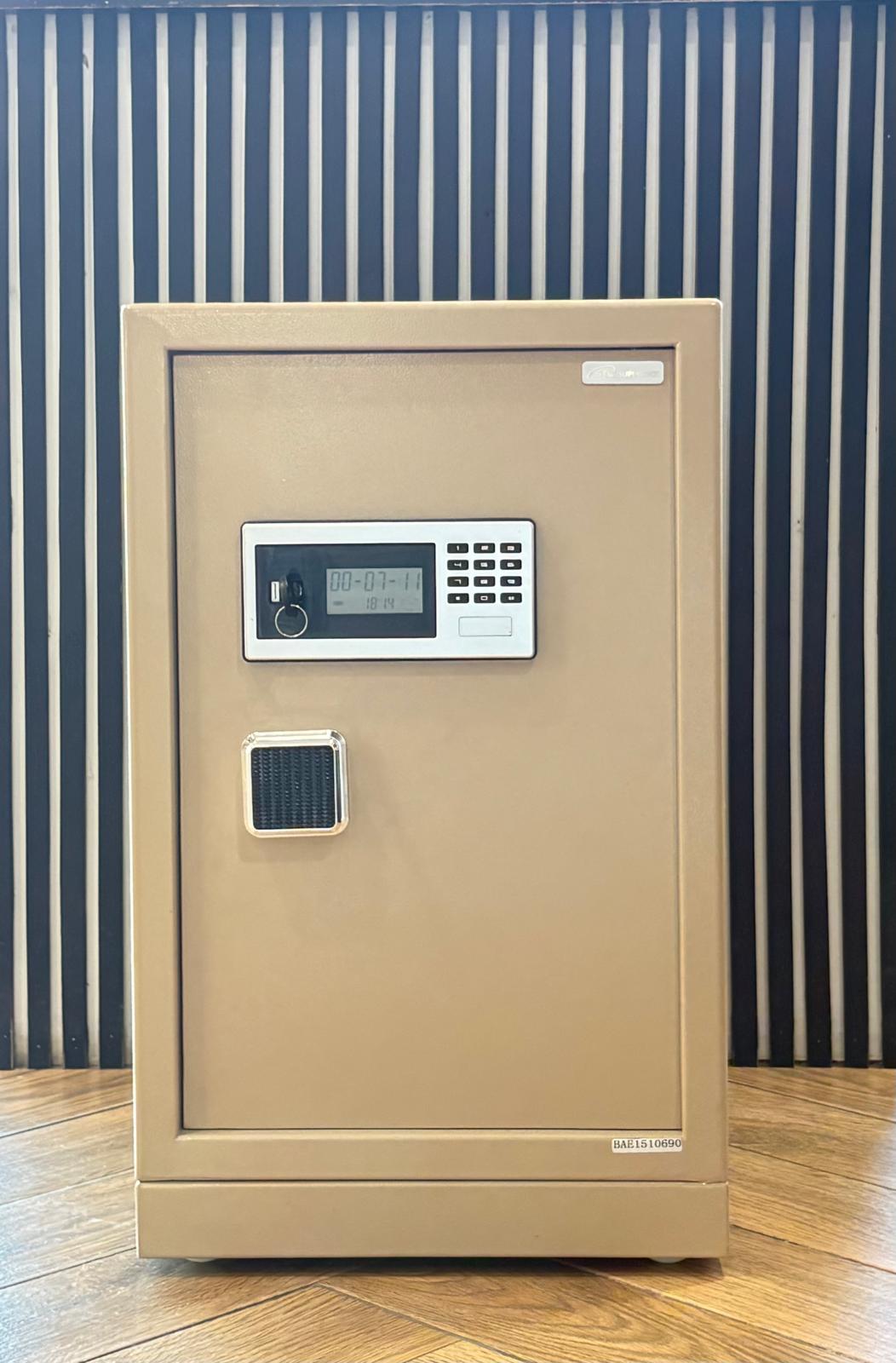 Commercial Grade Safe